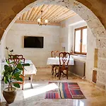 House 1938 Special Cave *