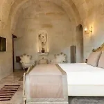 House 1938 Special Cave *