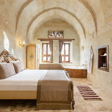 Hotel House 1938 Special Cave *