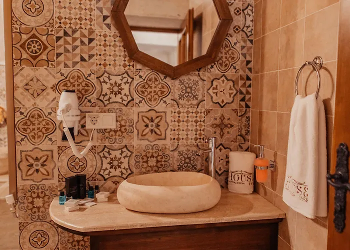 House 1938 Special Cave *